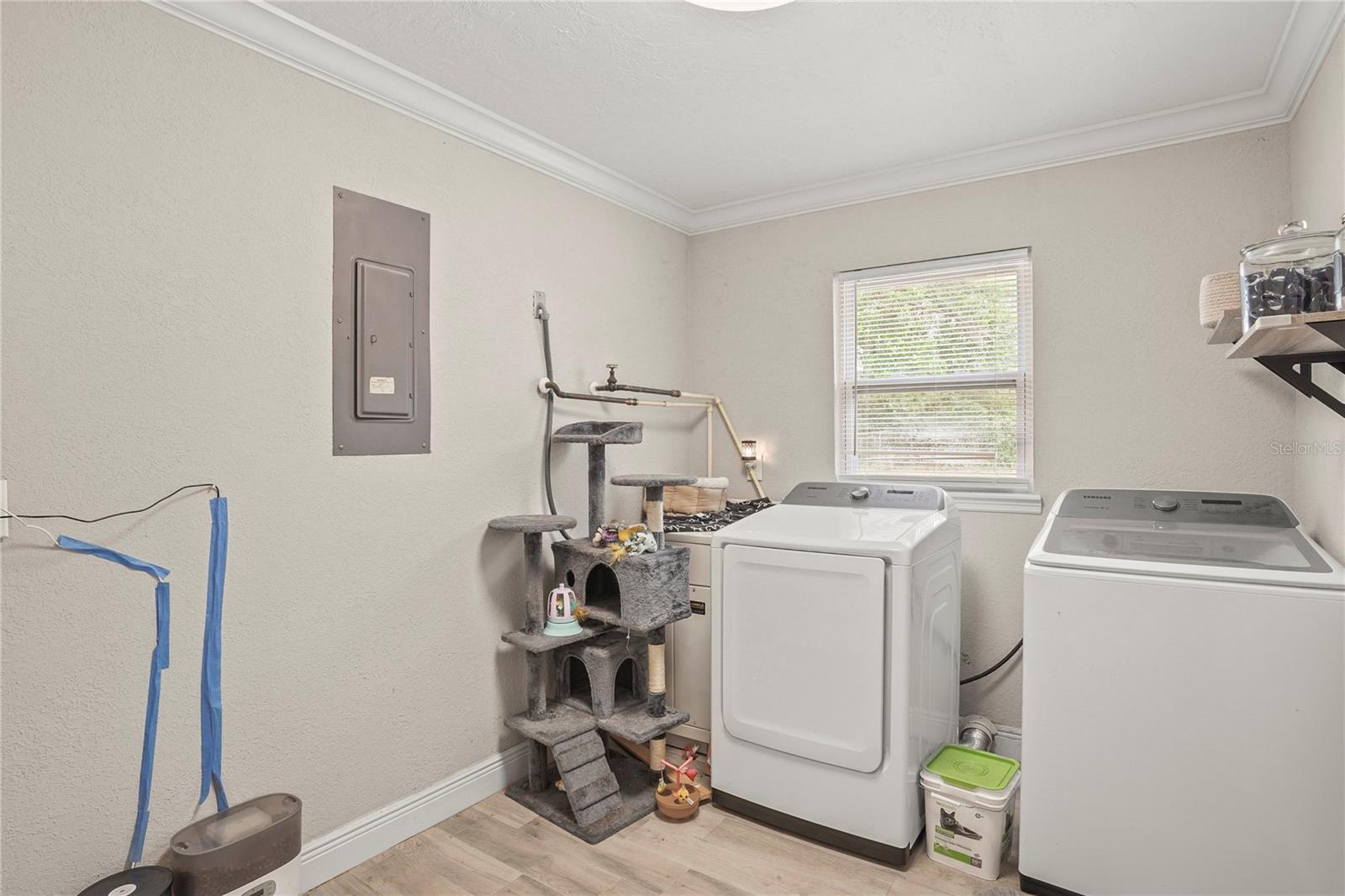 SUNSET HILL REP - Residential