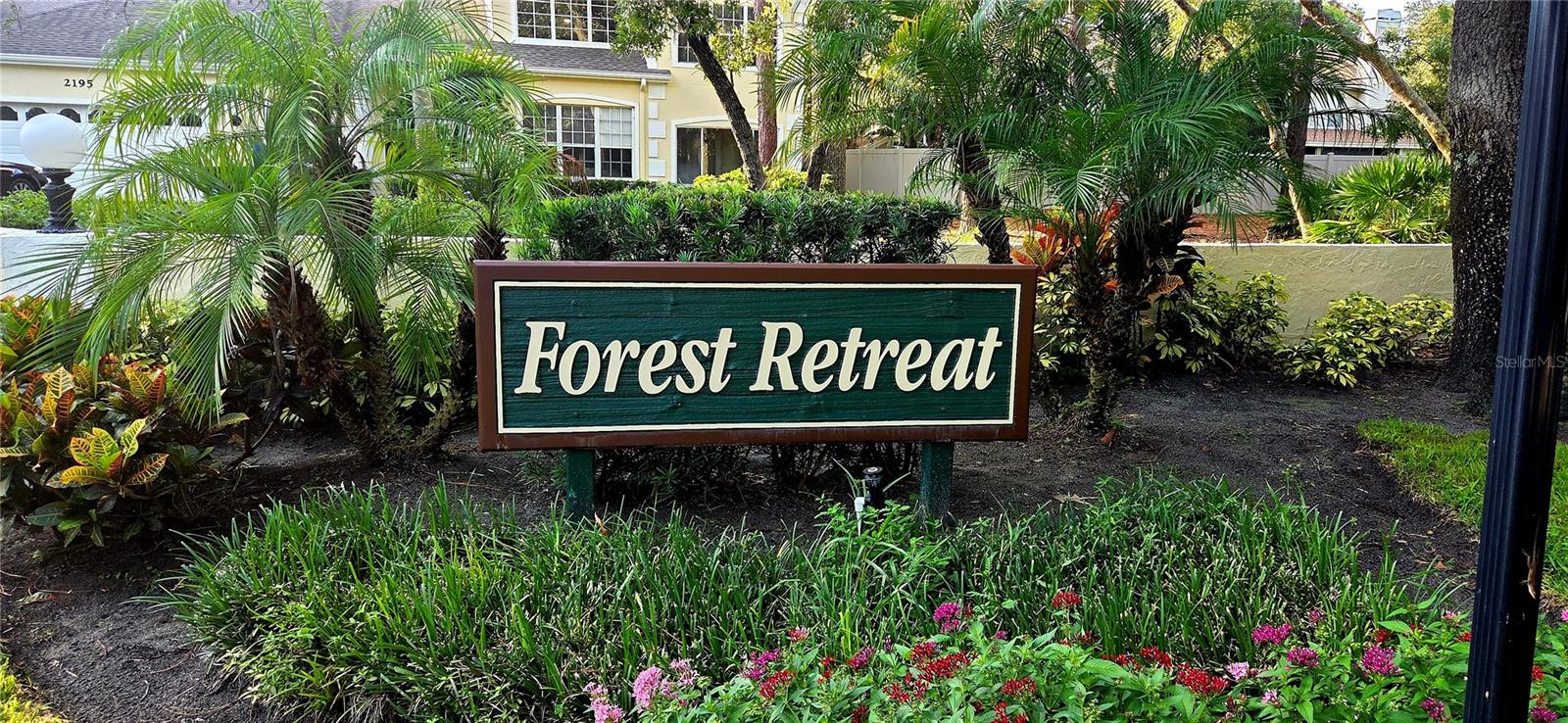 2175 OAK FOREST LANE