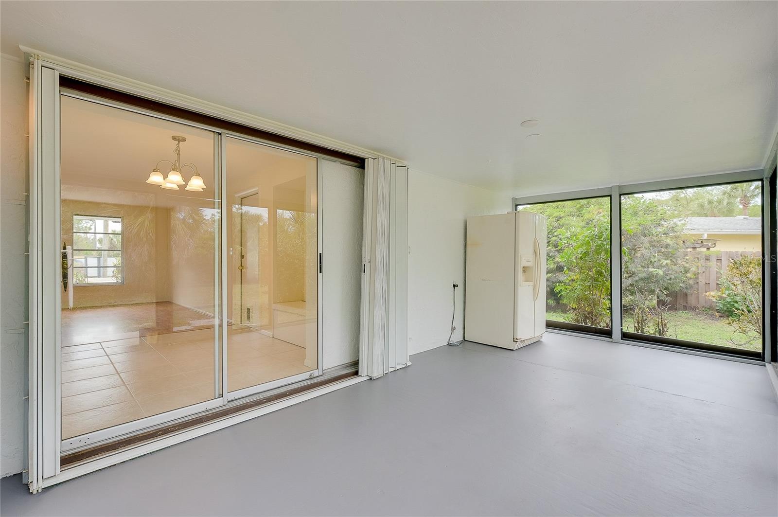 ARTIST ACRES - Residential