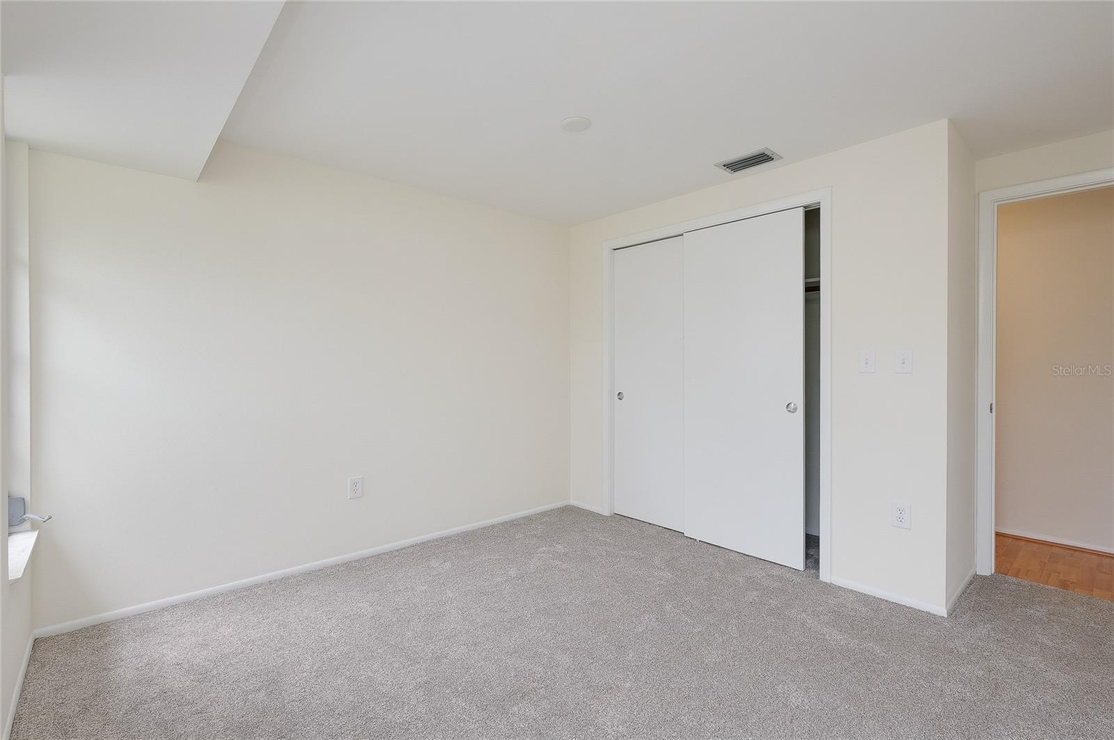 ARTIST ACRES - Residential