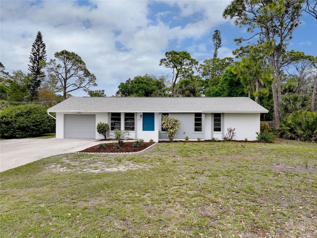Photo of 470 Artists Avenue, Englewood, FL 34223 (MLS # N6143557)