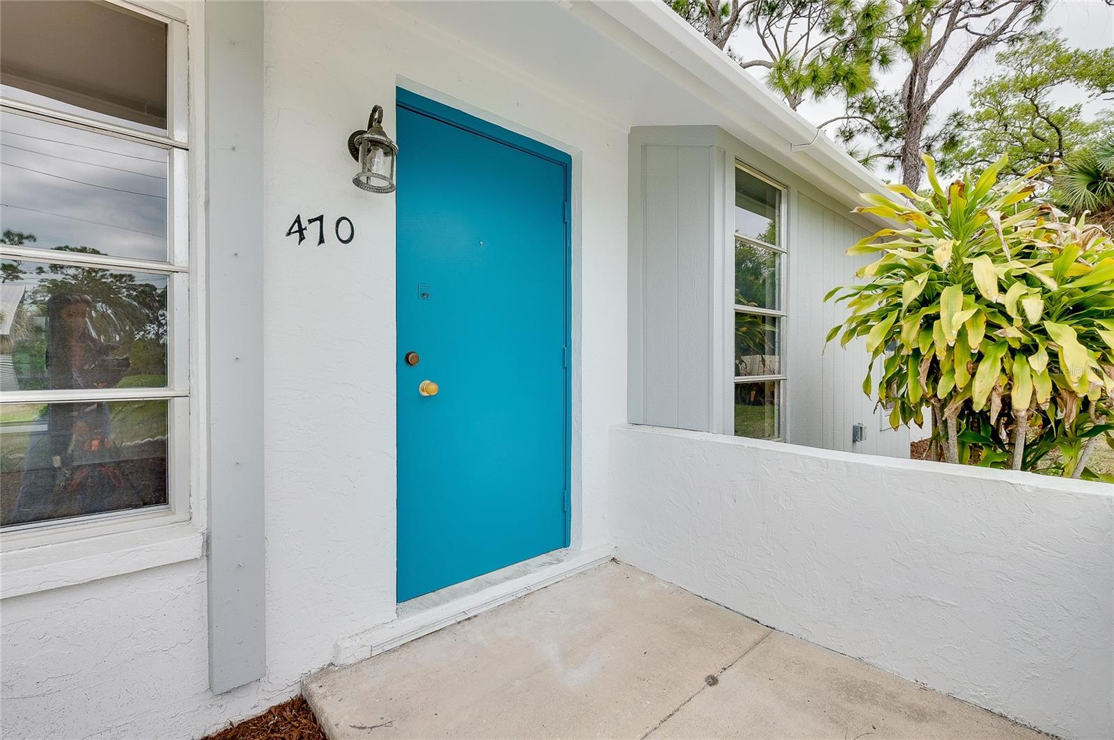 ARTIST ACRES - Residential