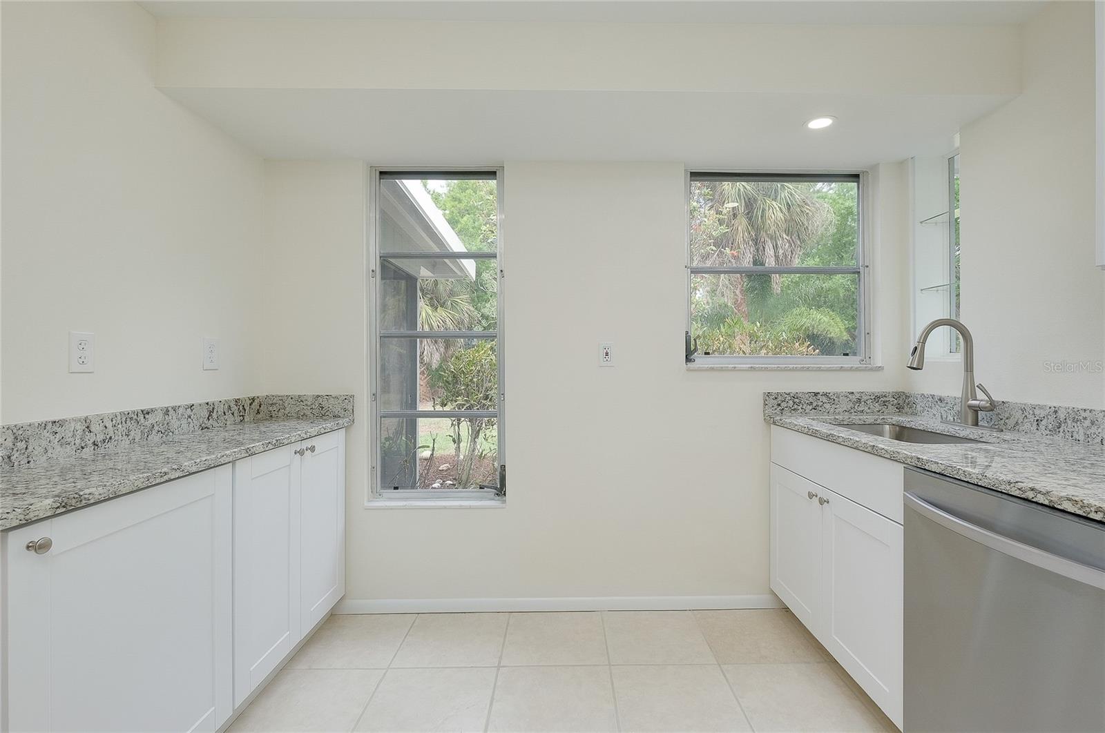 ARTIST ACRES - Residential