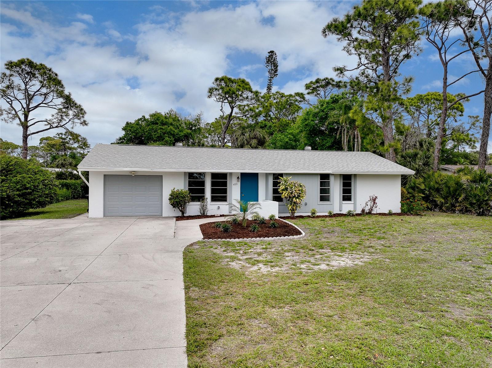 ARTIST ACRES - Residential