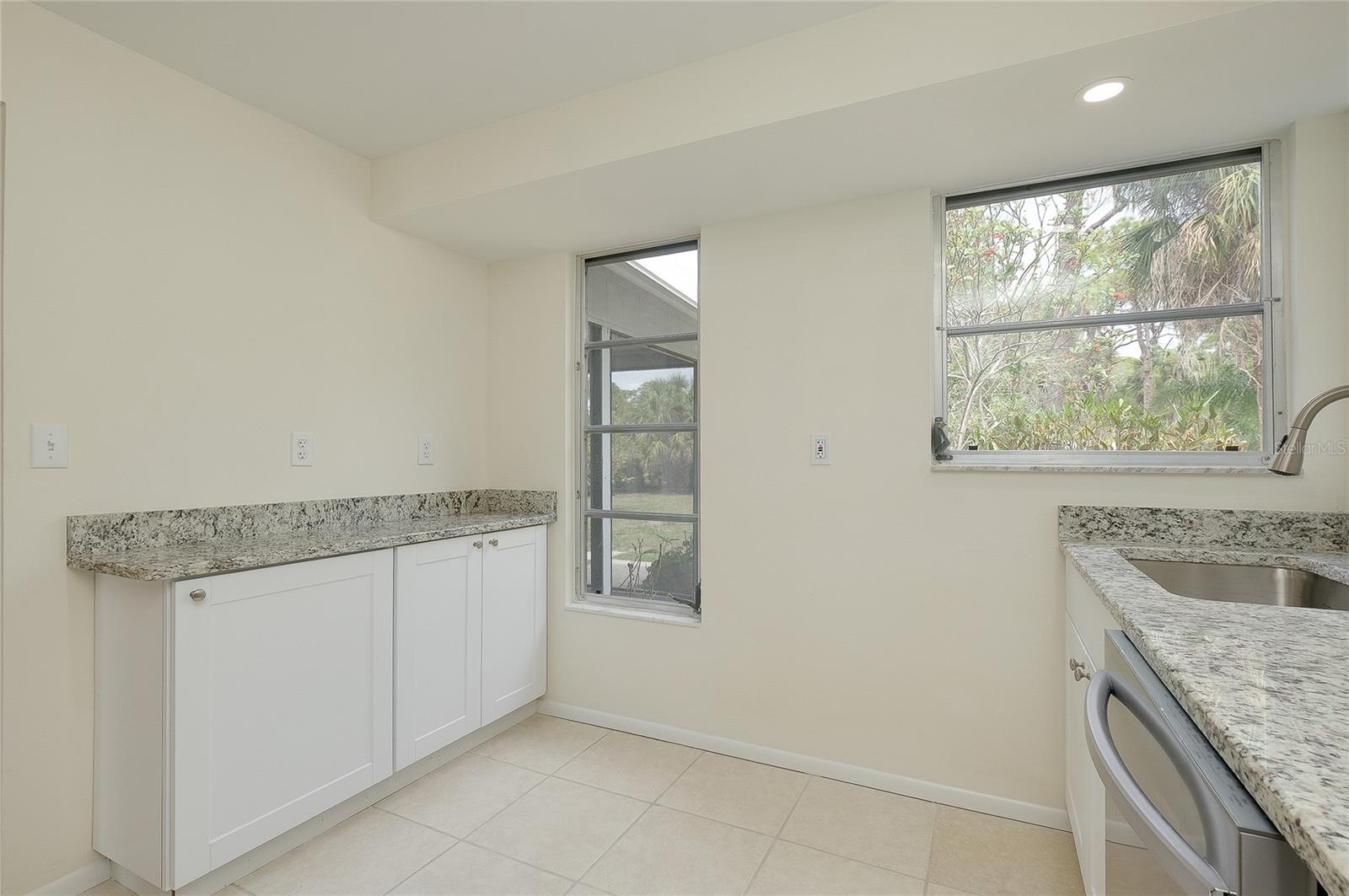 ARTIST ACRES - Residential