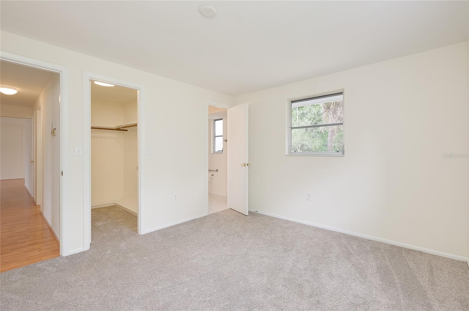 ARTIST ACRES - Residential