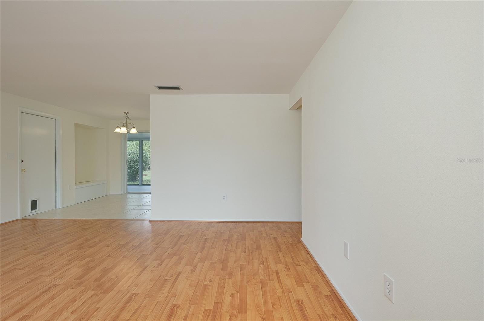 ARTIST ACRES - Residential