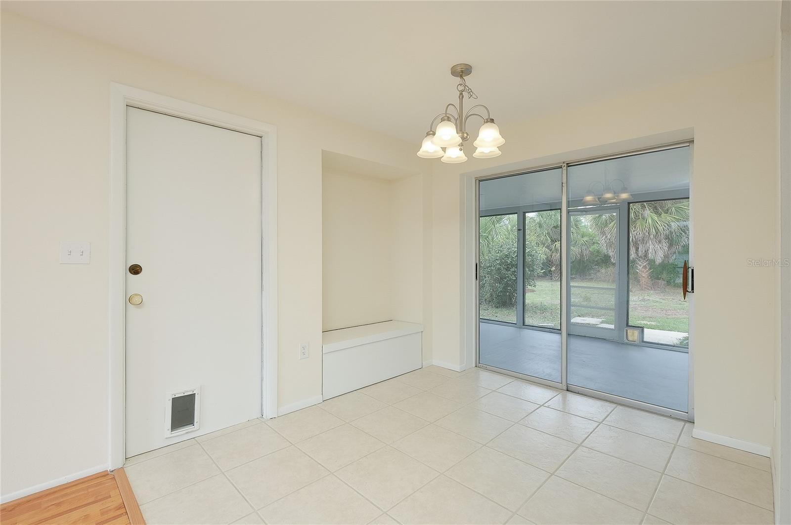 ARTIST ACRES - Residential