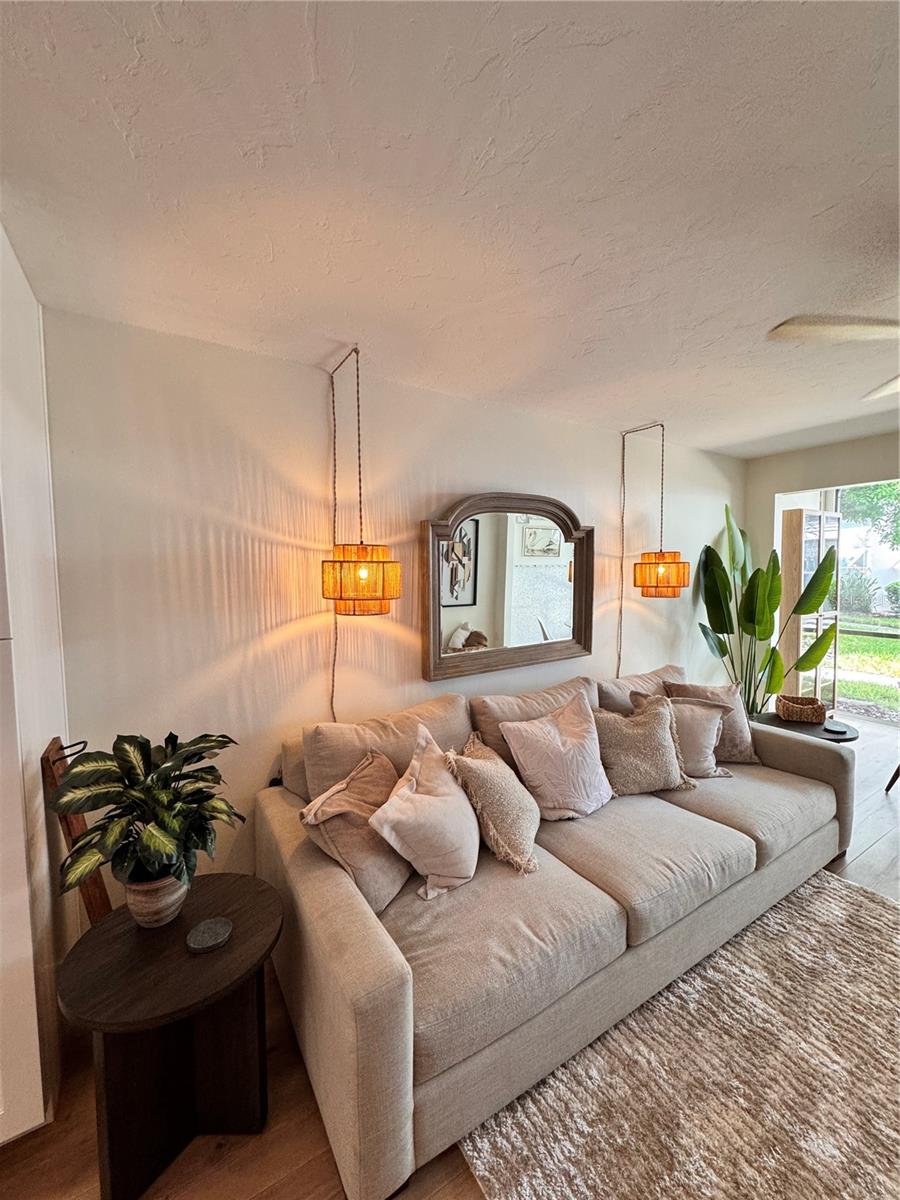 WHITE SANDS VILLAGE - Residential Lease