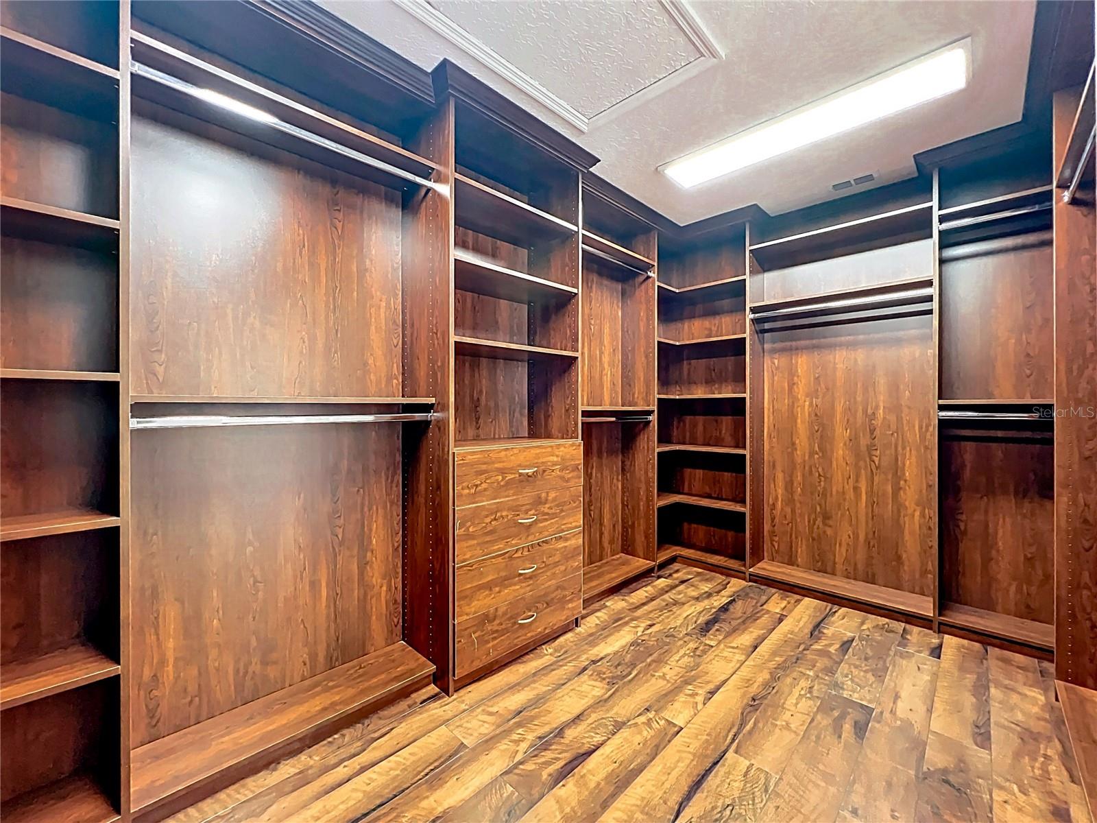 LIVE OAK RESERVE UNIT ONE - Residential