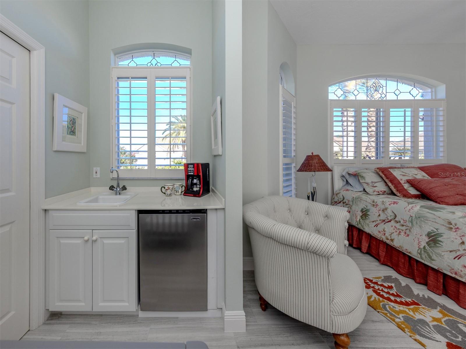 VENICE GOLF & COUNTRY CLUB UNIT 2B - Residential