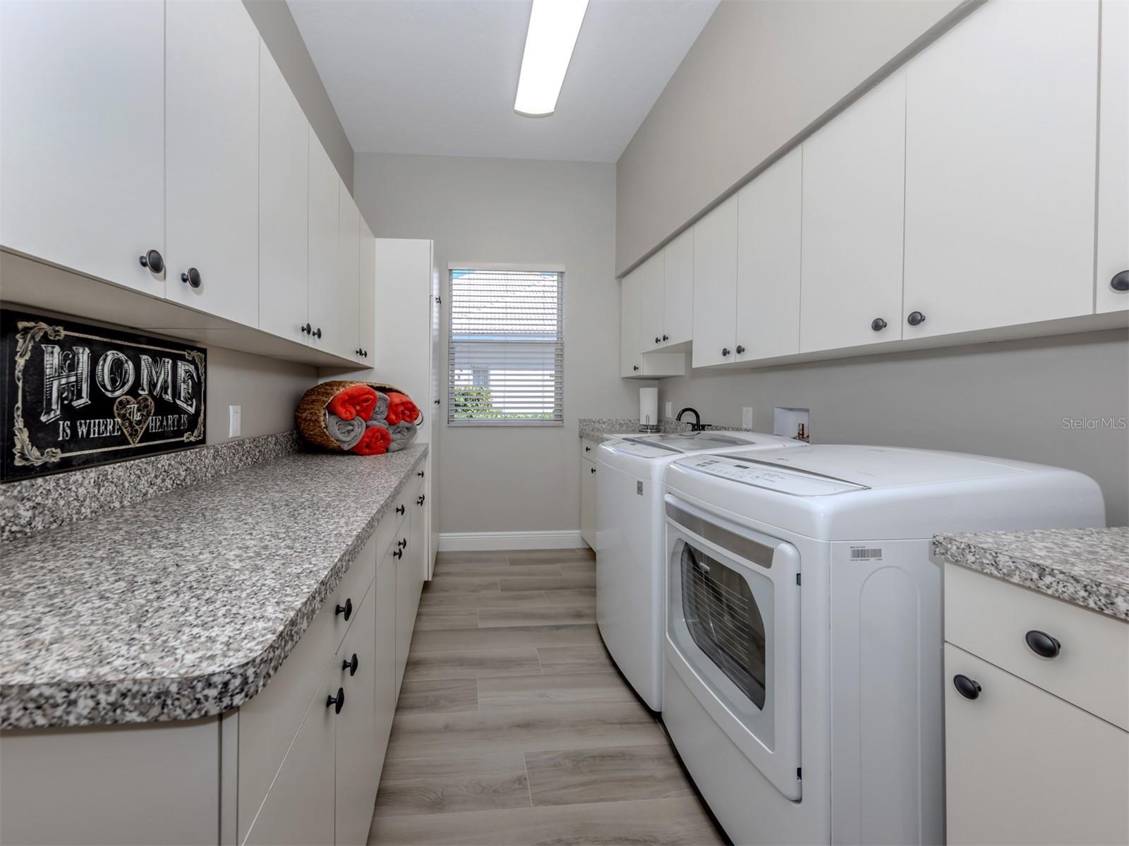 VENICE GOLF & COUNTRY CLUB UNIT 2B - Residential