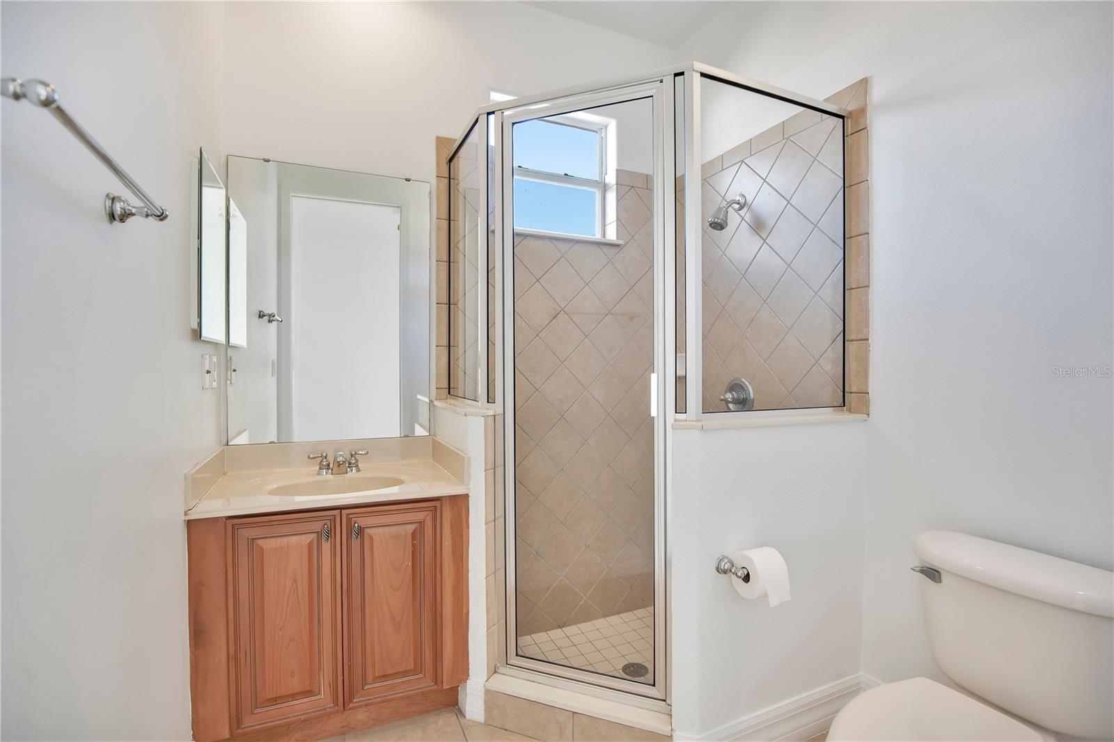 BRISTOL ESTATES - Residential