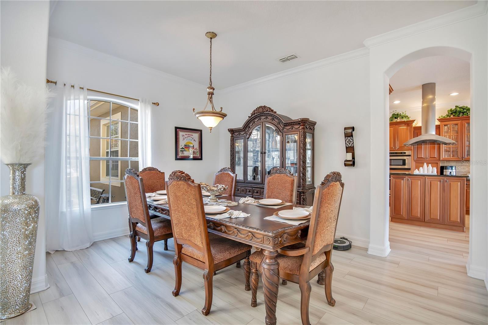 BRISTOL ESTATES - Residential