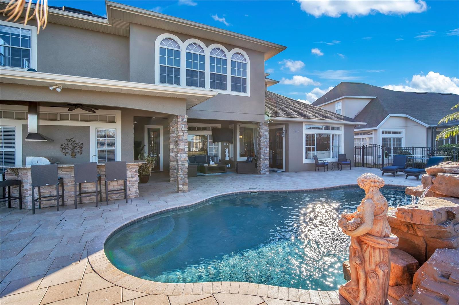 BRISTOL ESTATES - Residential