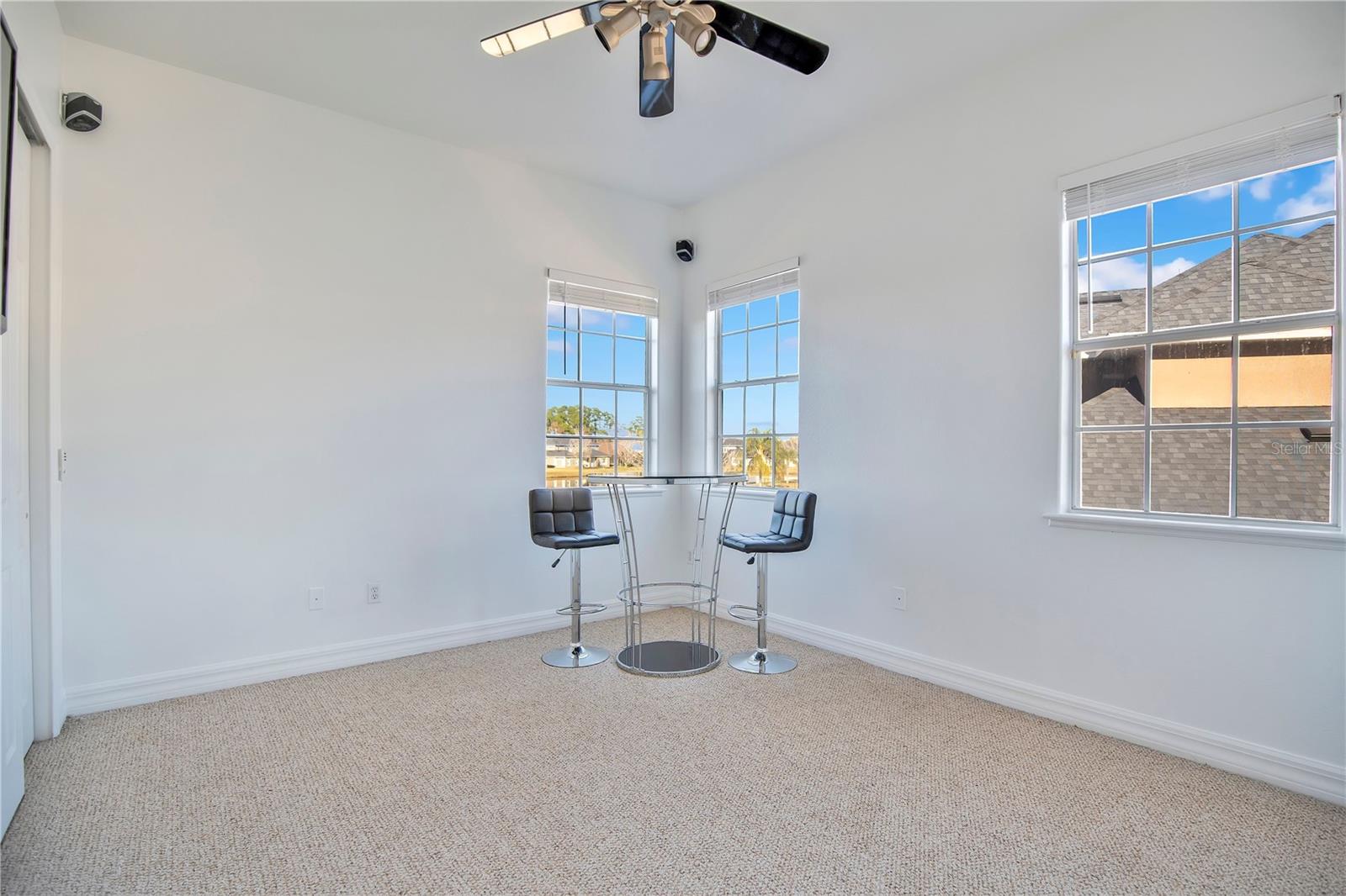 BRISTOL ESTATES - Residential