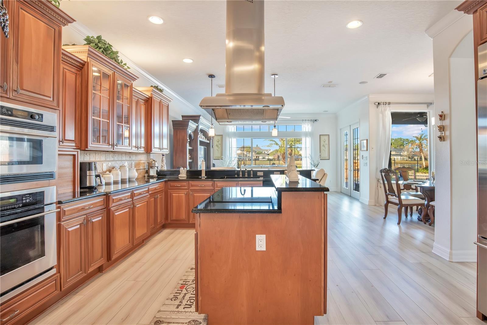 BRISTOL ESTATES - Residential