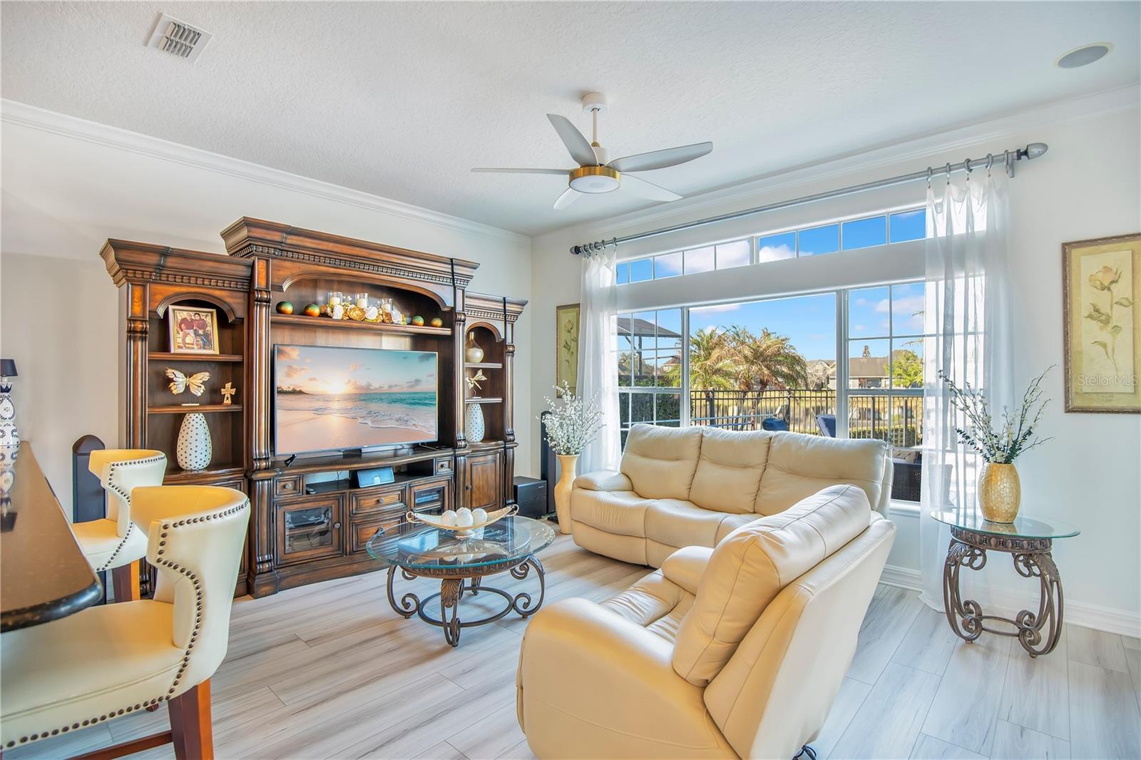 BRISTOL ESTATES - Residential