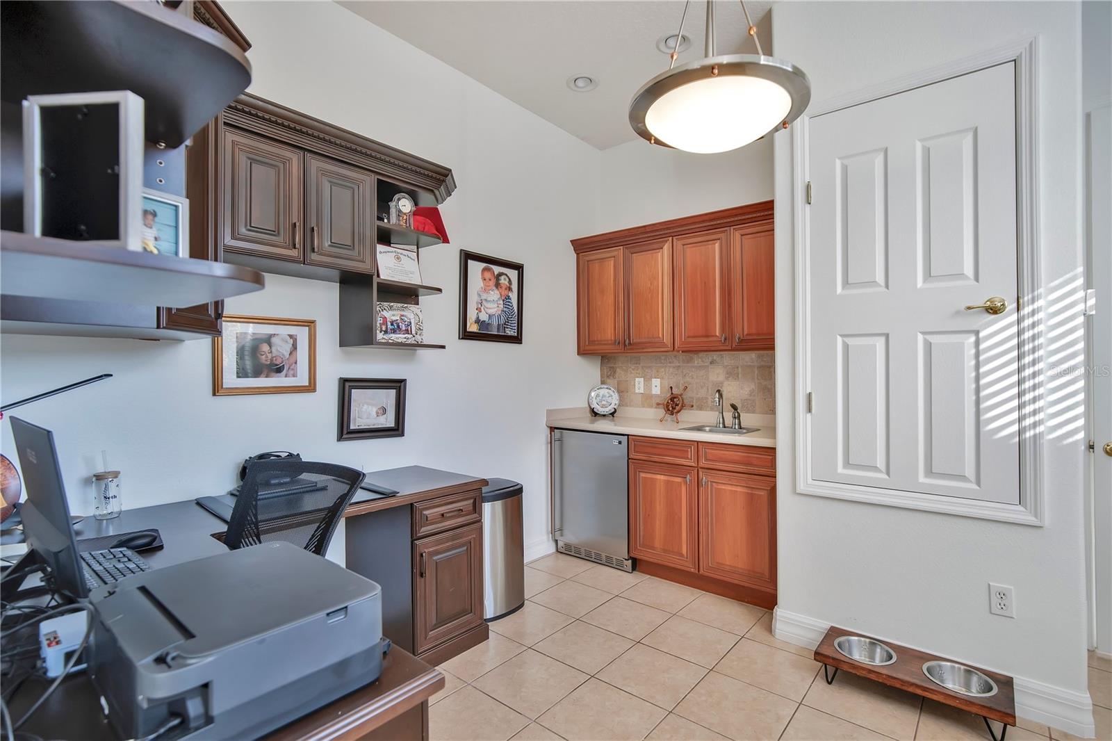 BRISTOL ESTATES - Residential