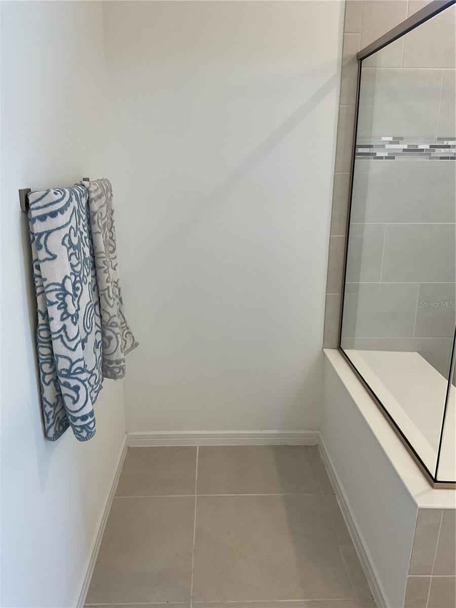 DEL WEBB LEXINGTON PH II - Residential