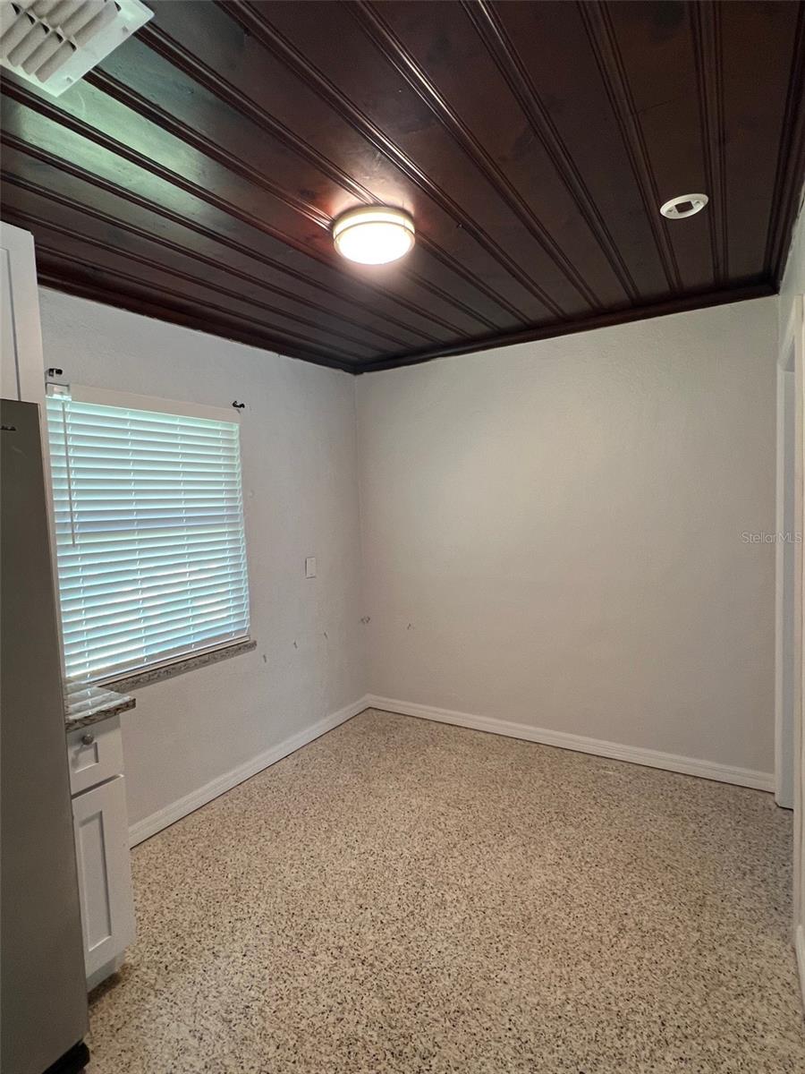 MOUNT DORA OAKWOOD - Residential Lease