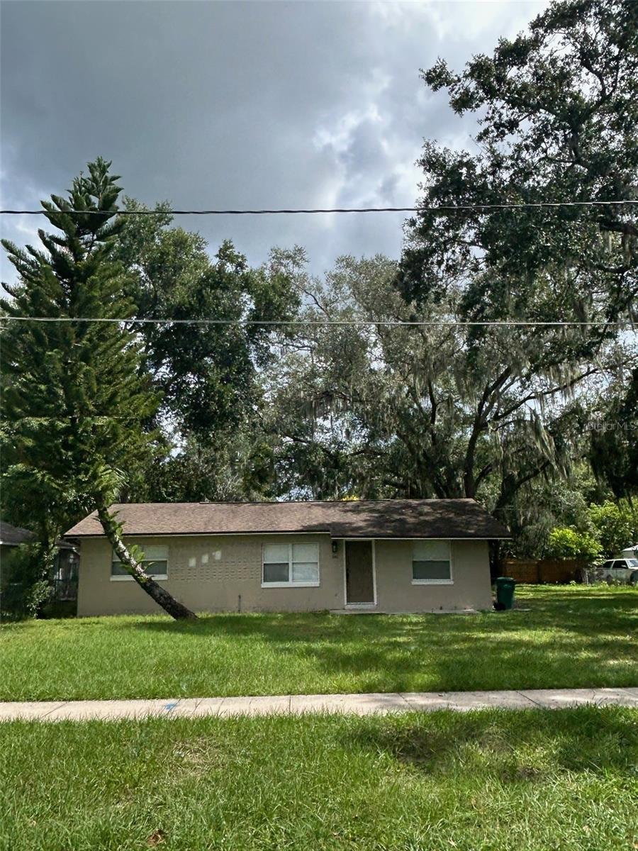 MOUNT DORA OAKWOOD - Residential Lease