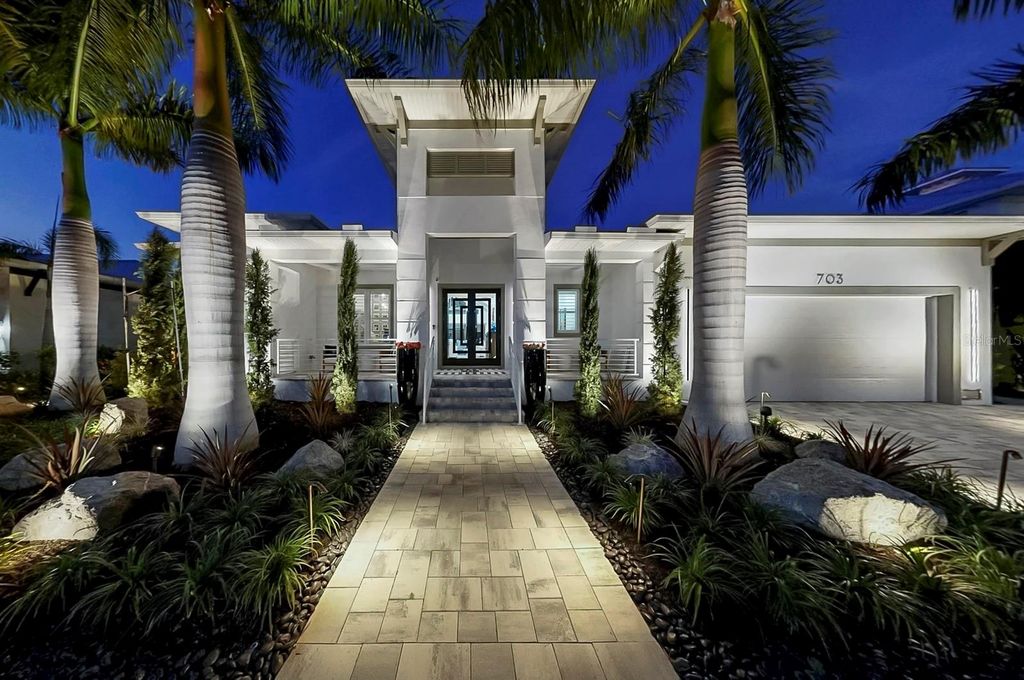 Photo of 703 Pinckney Drive, Apollo Beach, FL 33572 (MLS # TB8453268)