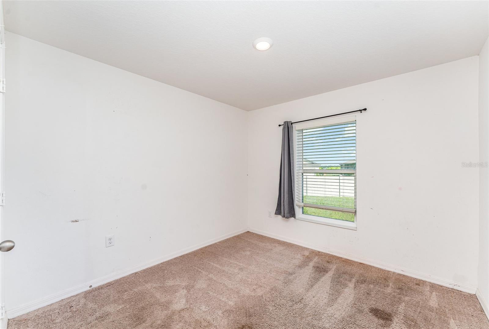 RIDGE AT SWAN LAKE - Residential