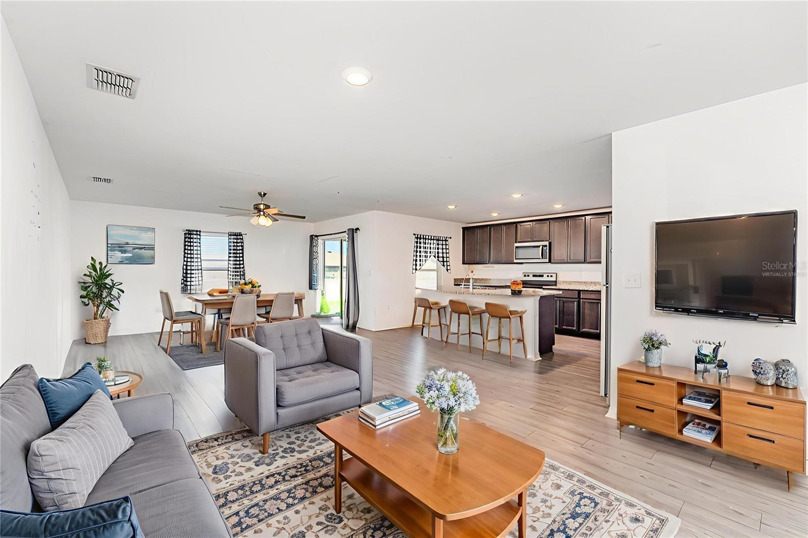 RIDGE AT SWAN LAKE - Residential