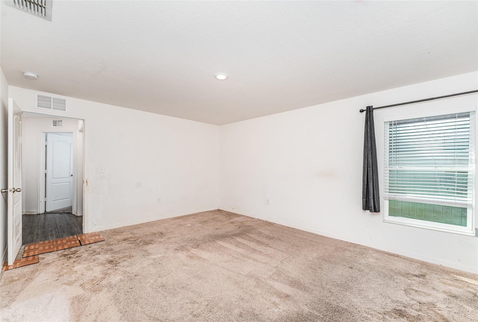 RIDGE AT SWAN LAKE - Residential