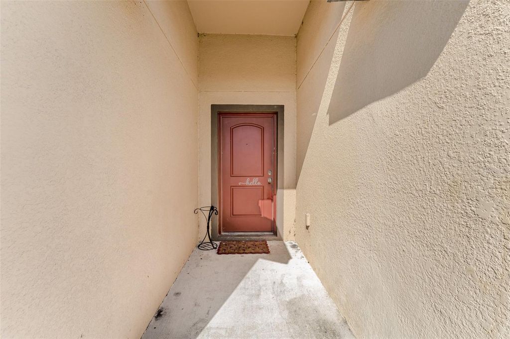 Photo of 1372 Swan Lake Circle, Dundee, FL 33838 (MLS # TB8424520)