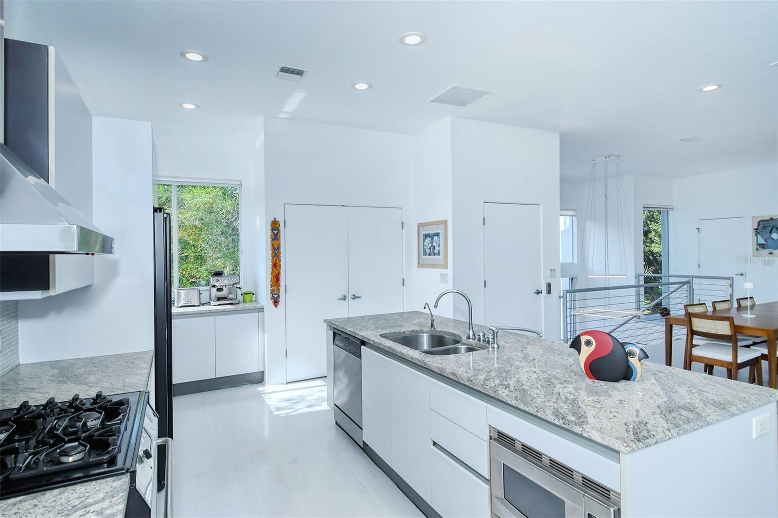 ST ARMANDS DIV/JOHN RINGLING - Residential Lease