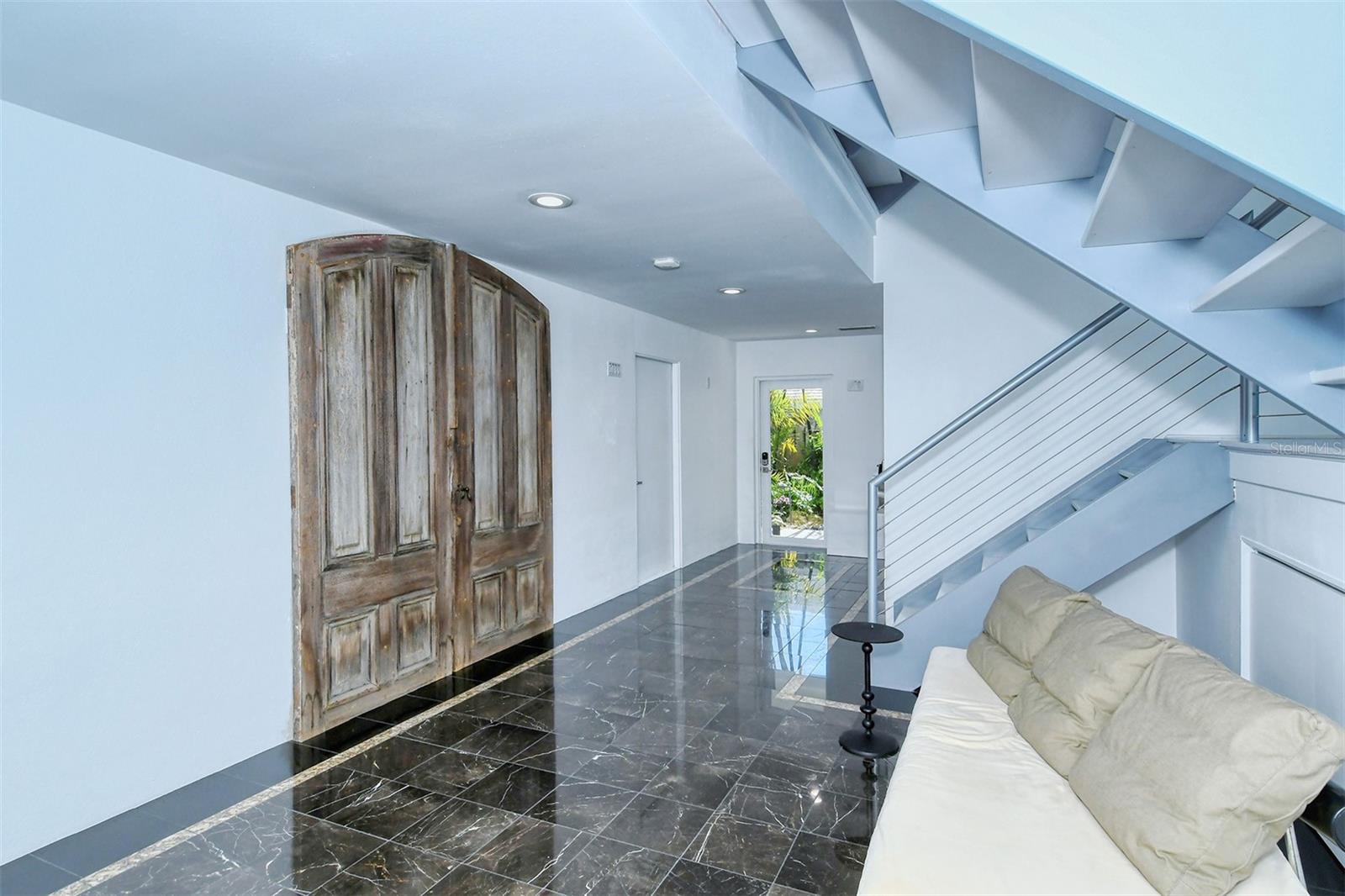 ST ARMANDS DIV/JOHN RINGLING - Residential Lease