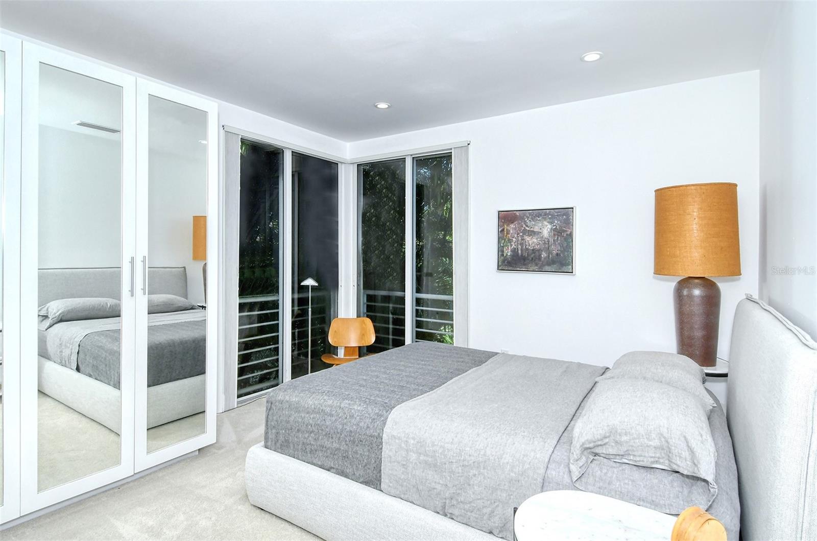 ST ARMANDS DIV/JOHN RINGLING - Residential Lease