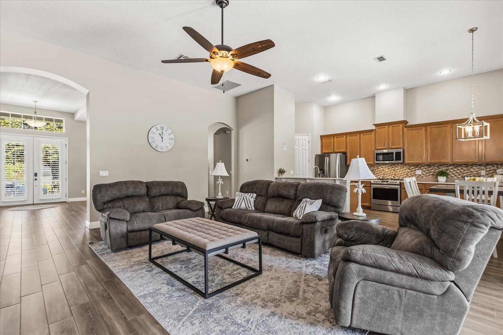 BUCKINGHAM ESTATES PH 3 & 4 - Residential