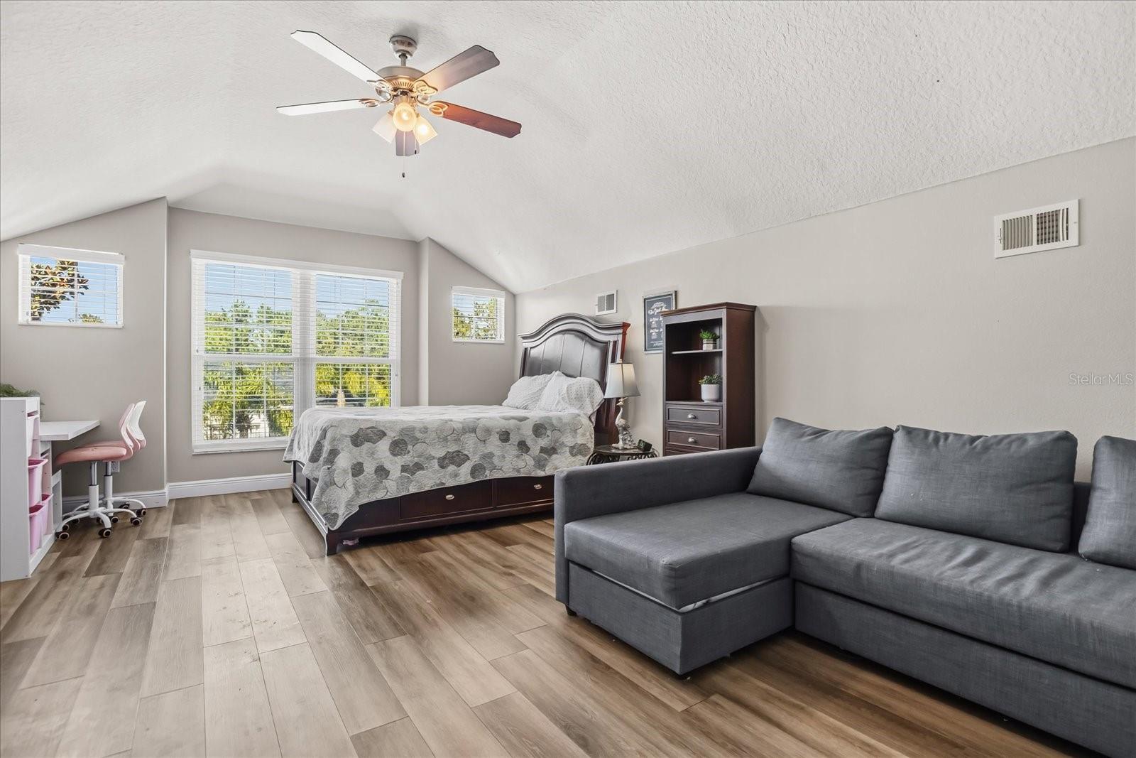 BUCKINGHAM ESTATES PH 3 & 4 - Residential