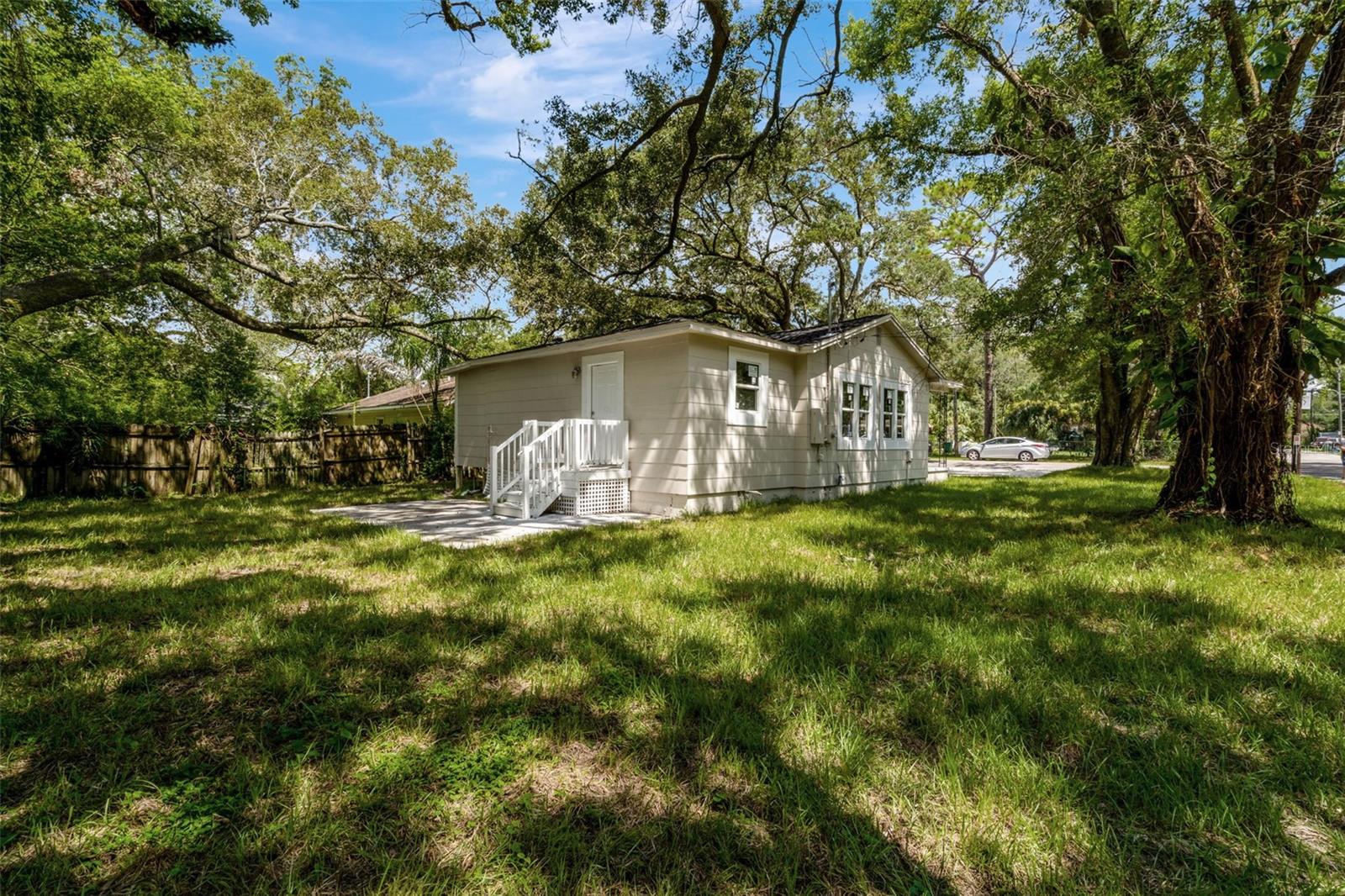 FERN CLIFF - Residential