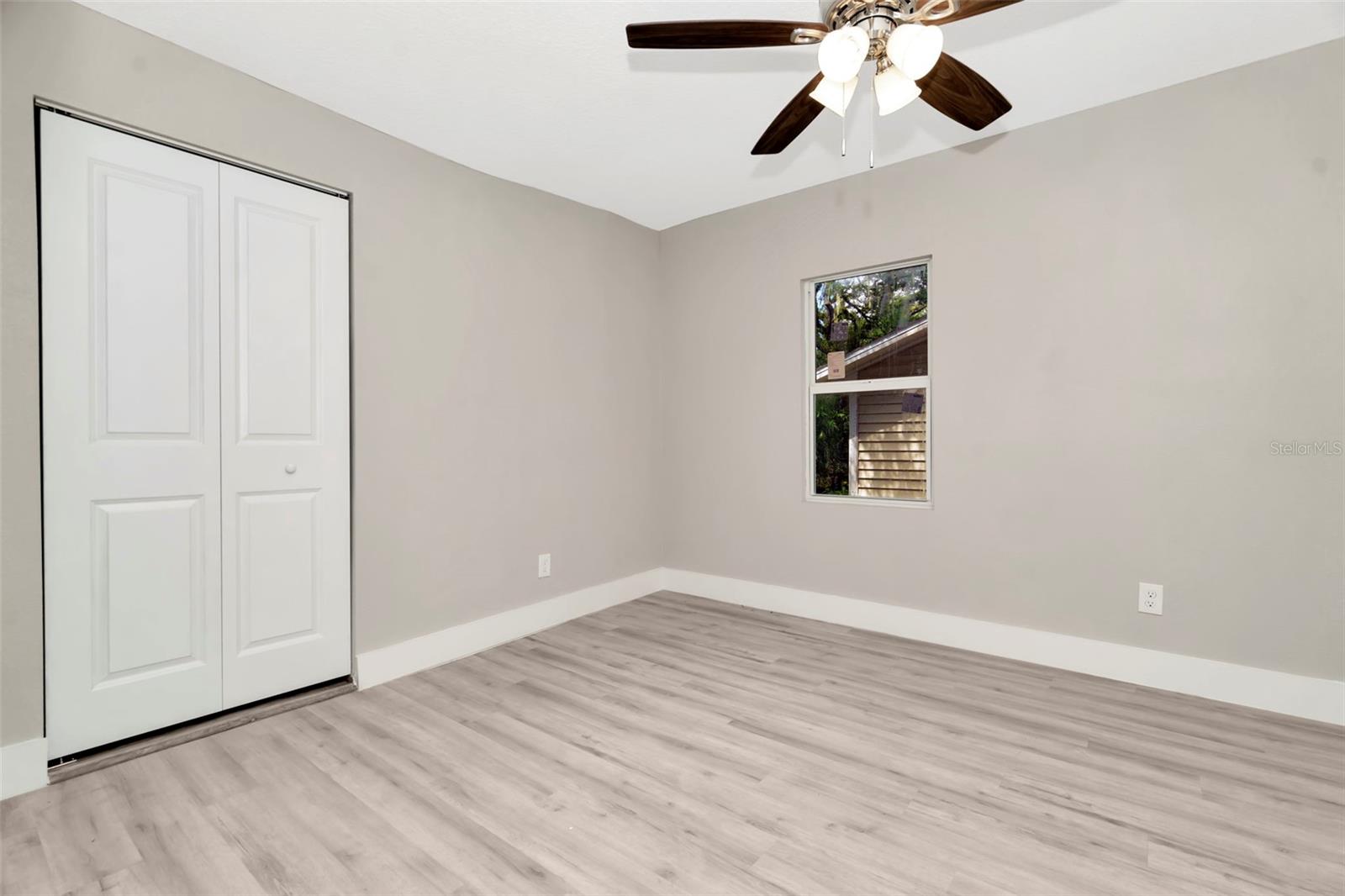 FERN CLIFF - Residential