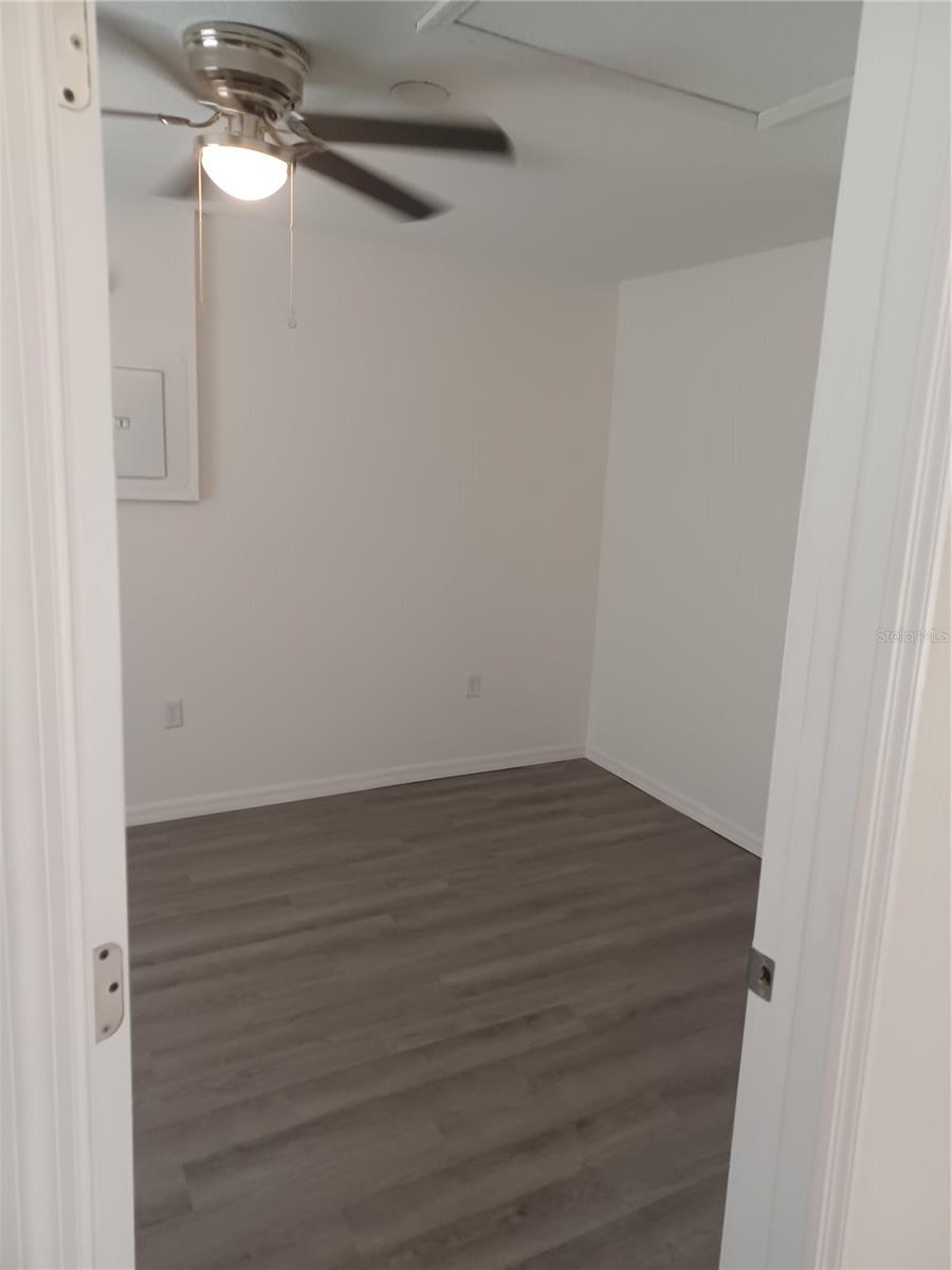 LADY LAKE APRIL HILLS - Residential Lease