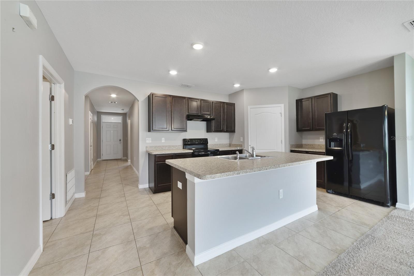 252 WILLOW BEND DRIVE