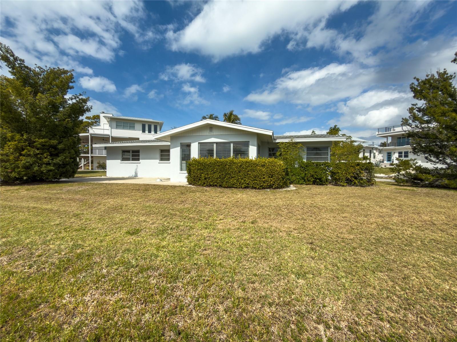 LONGBEACH ON LONGBOAT KEY - Residential