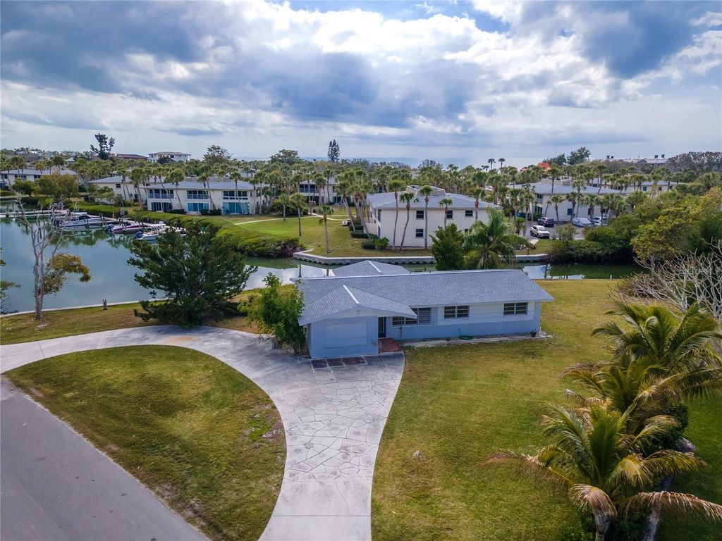 Photo of 6801 Longboat Drive S, Longboat Key, FL 34228 (MLS # A4684153)