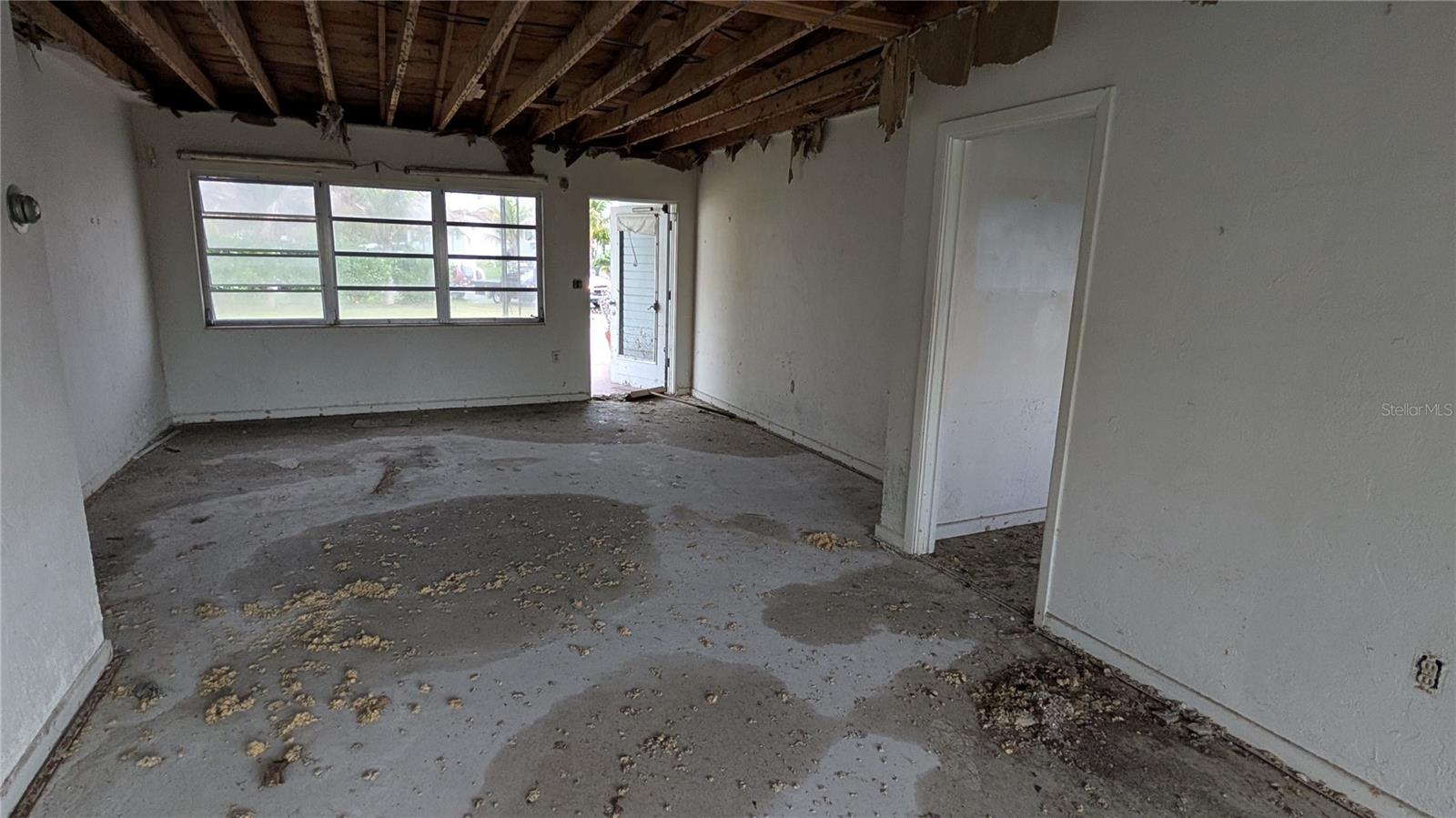 LONGBEACH ON LONGBOAT KEY - Residential