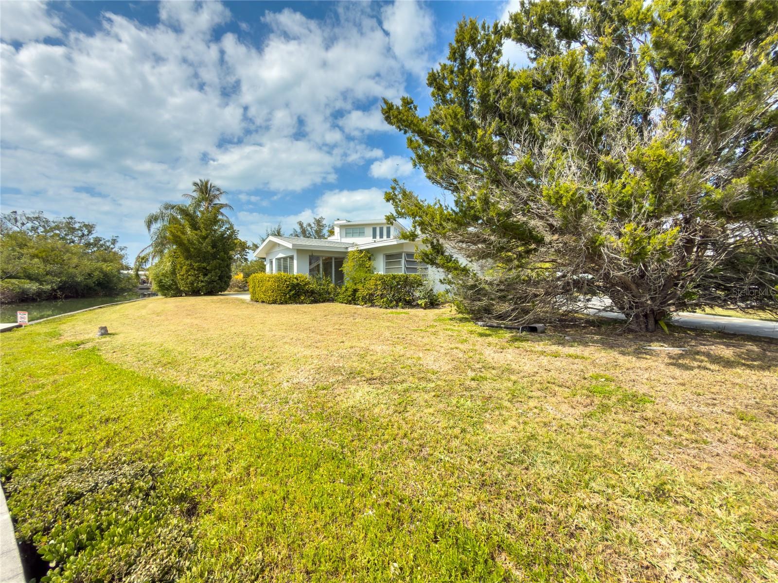 LONGBEACH ON LONGBOAT KEY - Residential