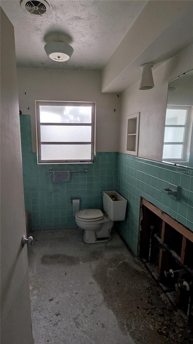 LONGBEACH ON LONGBOAT KEY - Residential