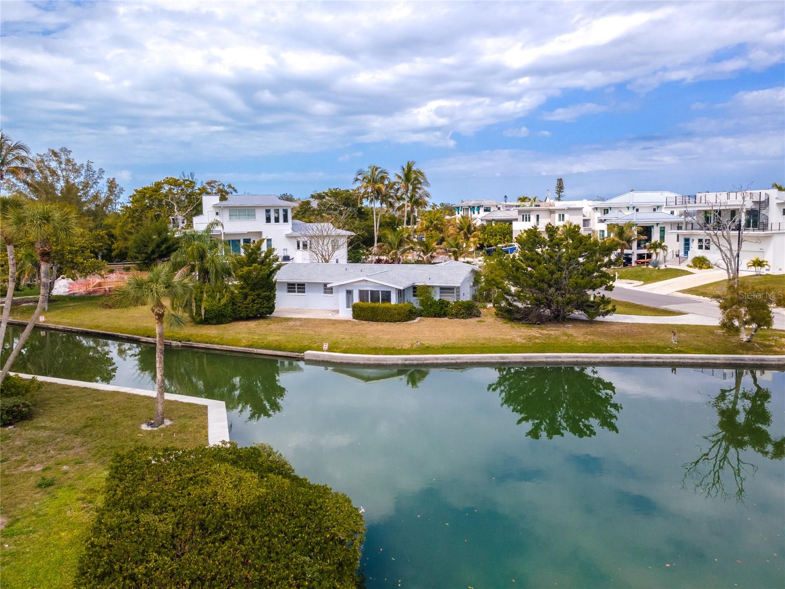 LONGBEACH ON LONGBOAT KEY - Residential