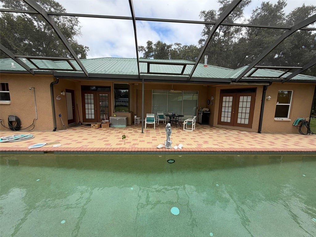 Photo of 13301 Sullivan Manor Court, Dover, FL 33527 (MLS # TB8559262)