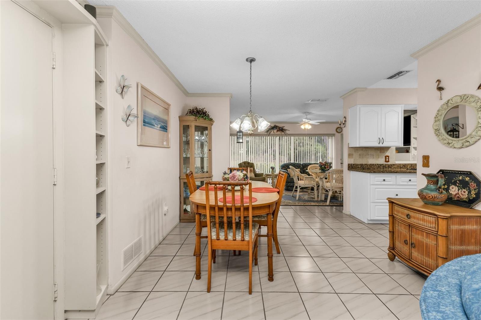 CIRCLE WOODS OF VENICE 1 - Residential