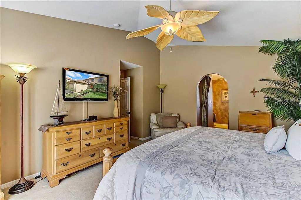 CORNER LAKE PH 03 A & B - Residential