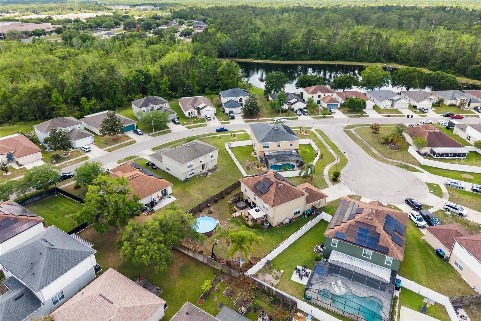 CORNER LAKE PH 03 A & B - Residential